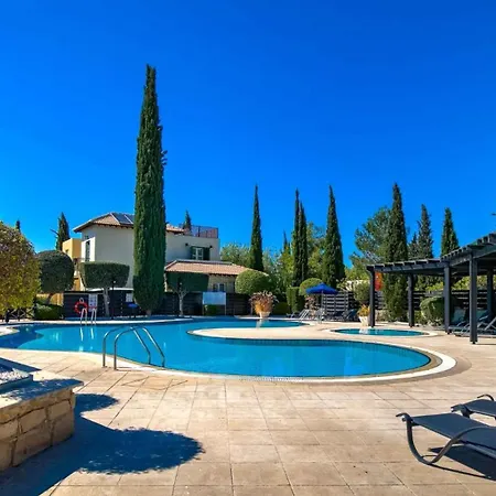 N3 Kallithea With Beautiful Views, Aphrodite Hills 公寓 *