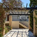 N3 Kallithea With Beautiful Views, Aphrodite Hills アパート クークリア
