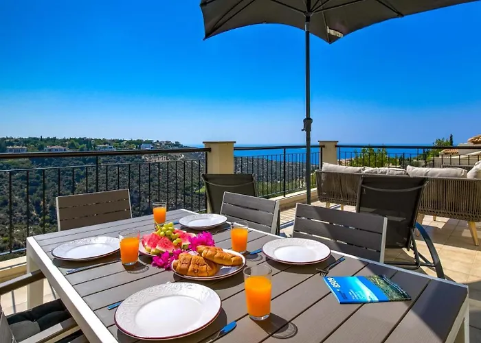 N3 Kallithea With Beautiful Views, Aphrodite Hills Apartman